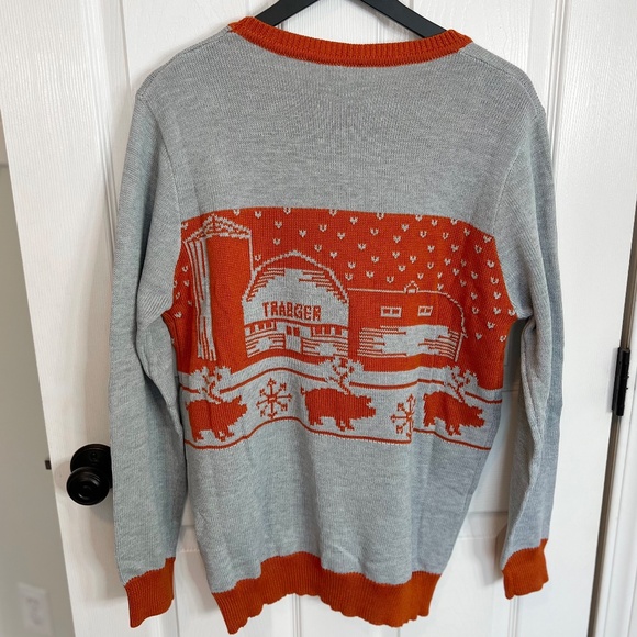 Traeger Smoker Christmas Sweater Pullover Knit Holiday Pig Farm Gray Orange Snow - Picture 11 of 12